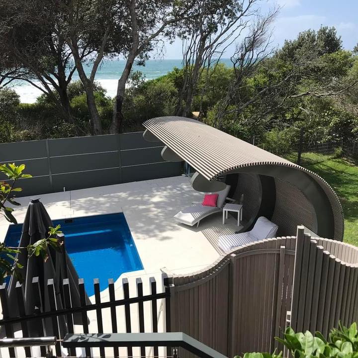 BLACK DIAMOMD BEACH HOUSE;  LUMPYS NURSERY & LANDSCAPE YARD;  DOGGY WALKS AND PHOTOGRAPHY - PUT THEM ALL TOGETHER AND WHAT HAVE YOU GOT?