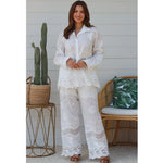 Load image into Gallery viewer, Salty Palm White Pants S/m
