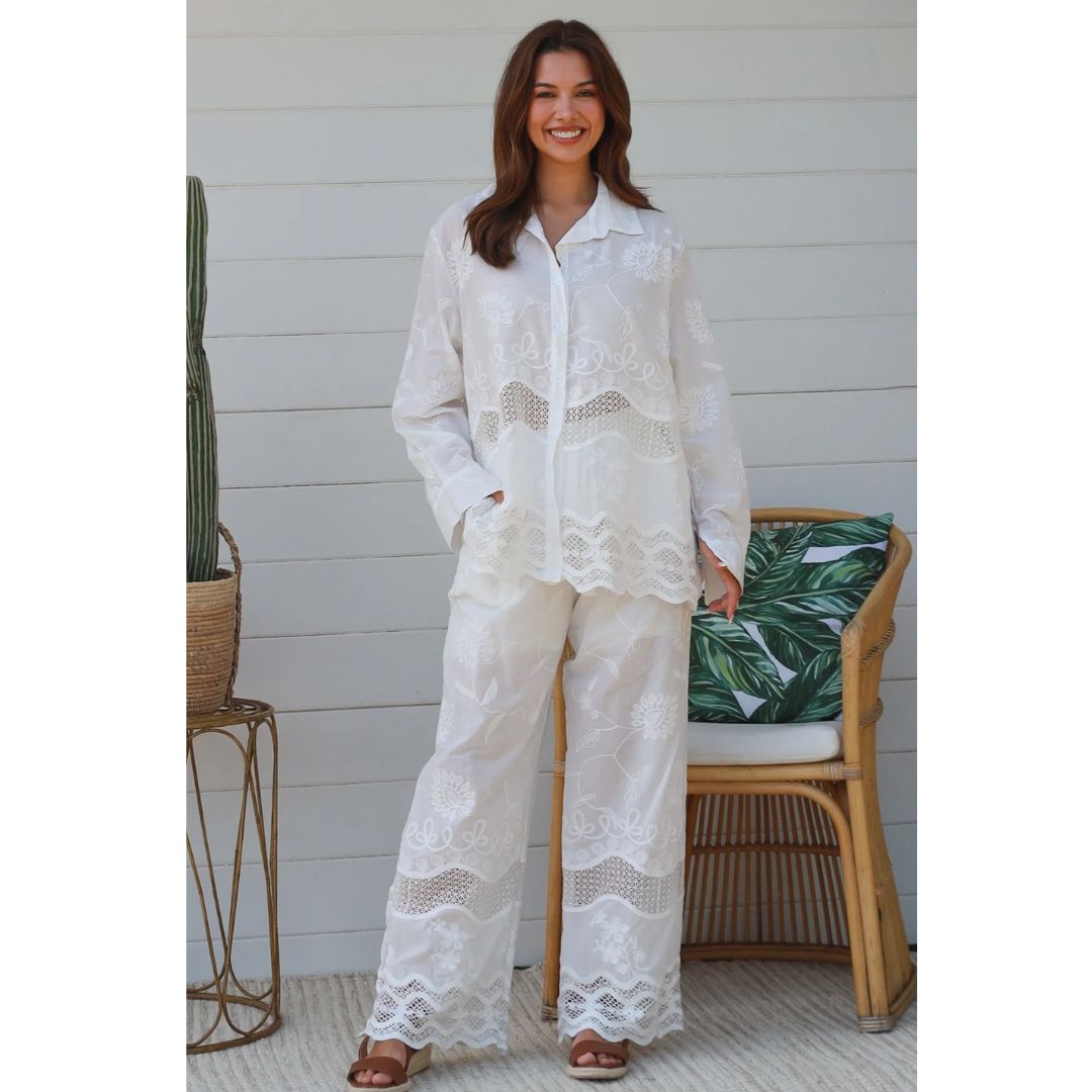 Salty Palm White Pants M/l