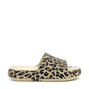 Womens Softly Slide Leopard Size 10