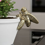 Load image into Gallery viewer, Bronrob Resin Bee Pot Hanger 7x7.50x6cm
